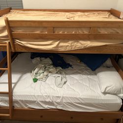 Bunk Bed 