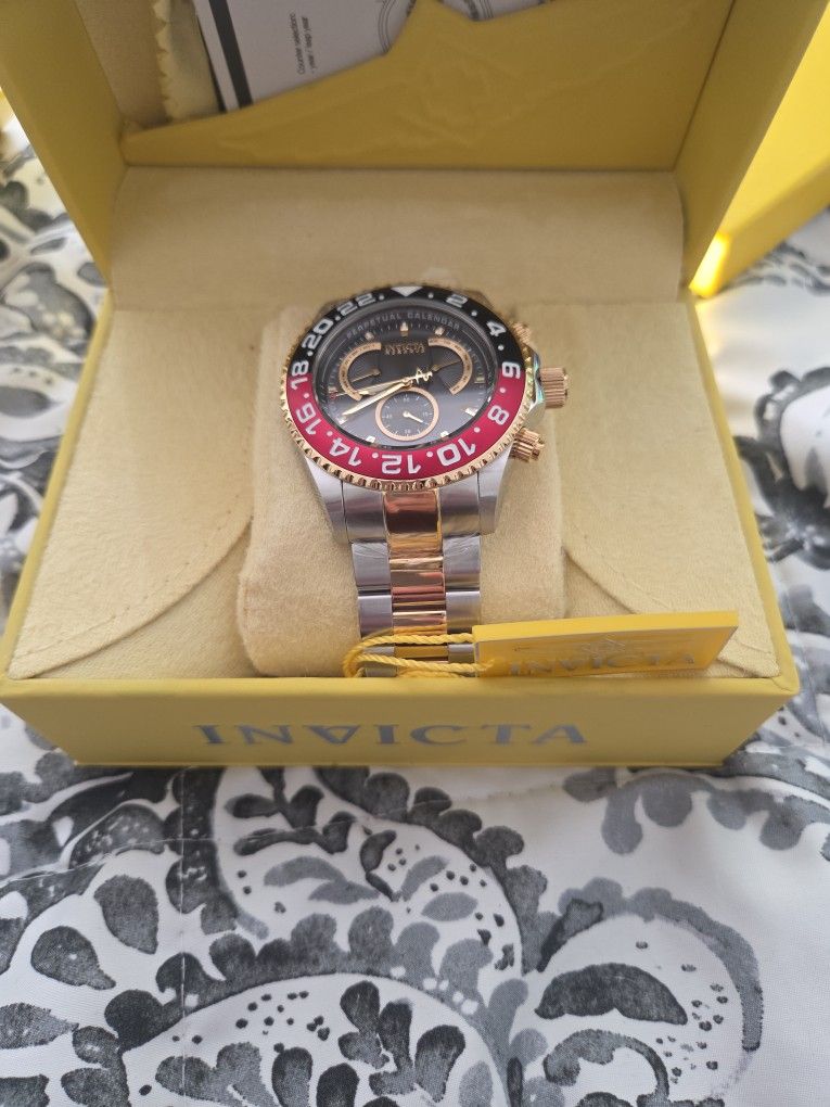 Invicta Mensa Watch