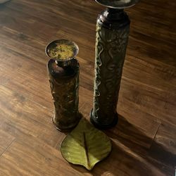 Chinese Antique (2 pieces) and Leaf Shaped Table Coaster