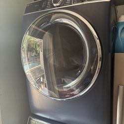 DRYER AND WASHER SET