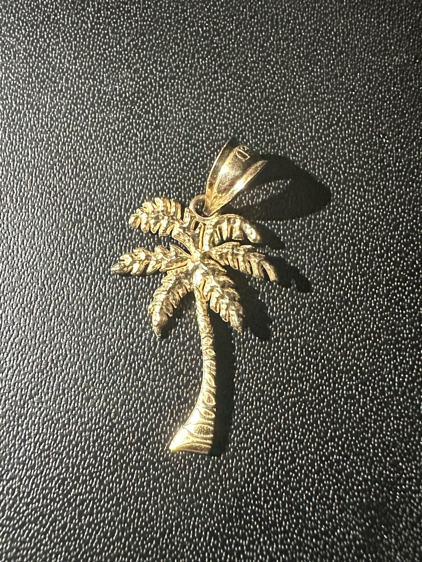 14k Palm Tree