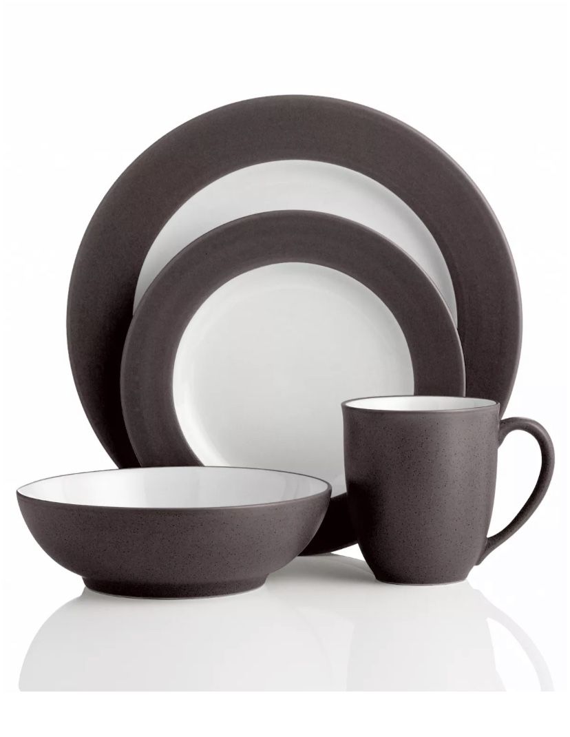 NORITAKE Colorwave Rim 4 Piece Place Setting