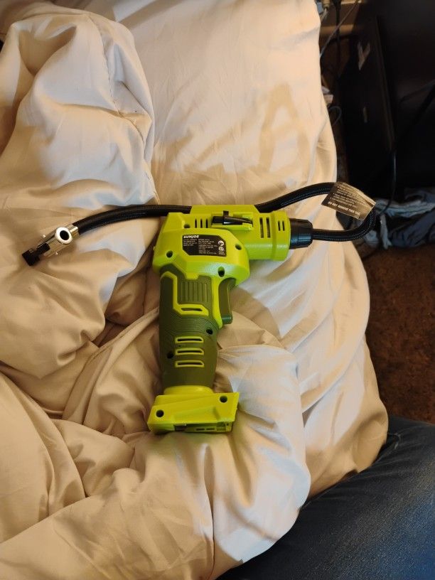 Portable Air InflatorPortable Air Compressor