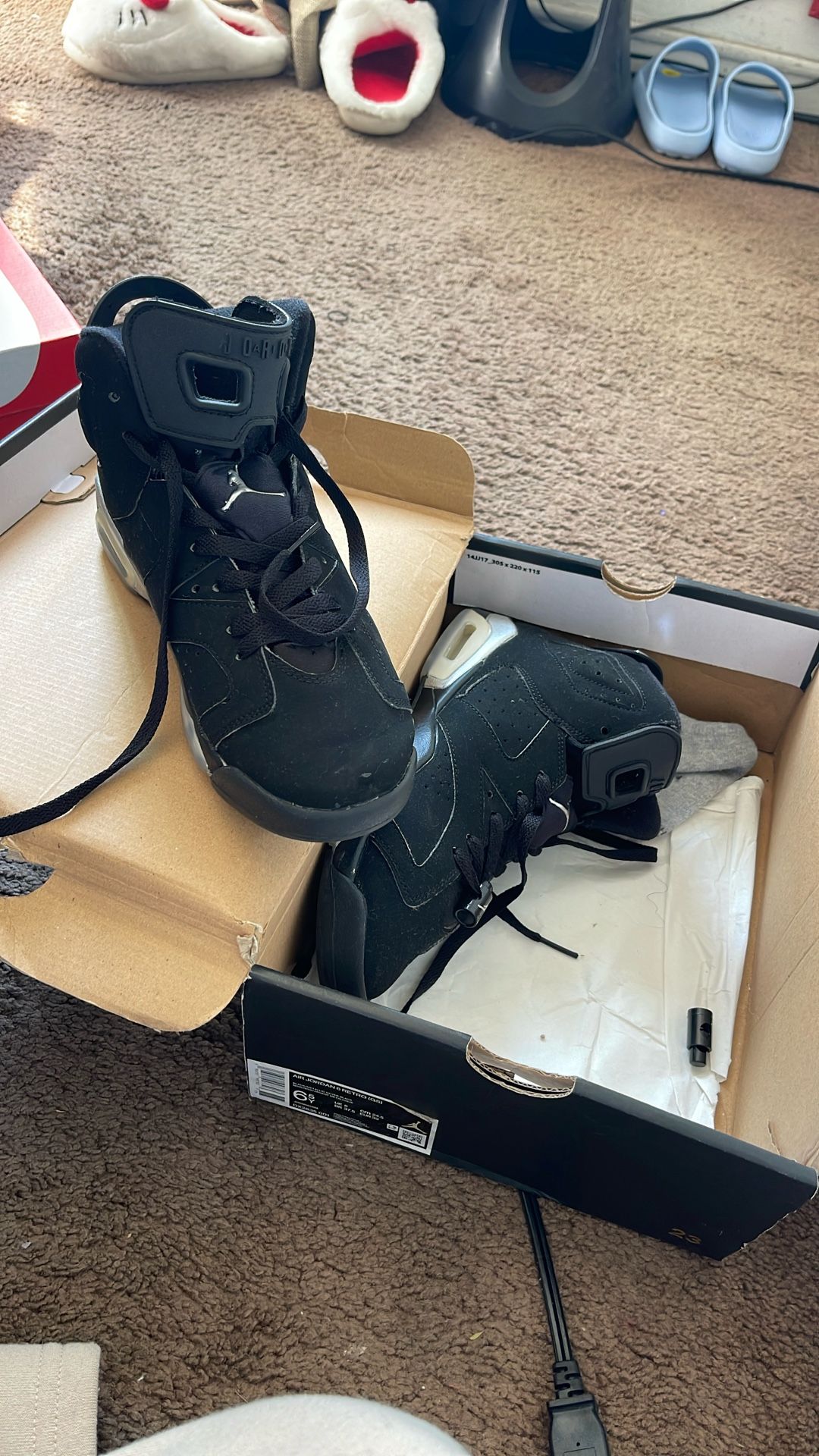 Jordan 6 Retro