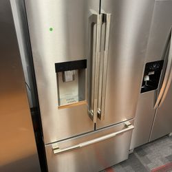 Jenn Air 36” French Door Fridge 2024