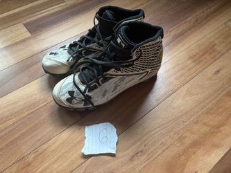 Baseball cleats men 6