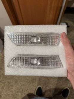 G35 Coupe Brand New Clear Side Markers