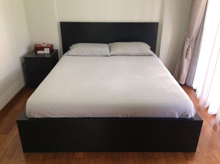 Ikea Malm King Bed Frame + 4 Storage Drawers