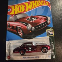 Hot Wheels 2023 Mercedes-Benz 300 Sl Super Treasure Hunt 