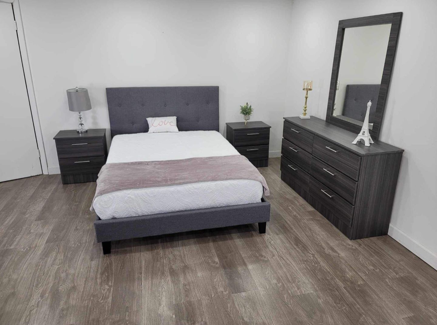 Bedroom Set - Juego De Cuarto 