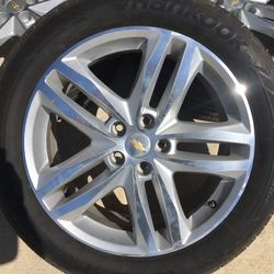 2019 Chevy Equinox Premiere Mag And Tires