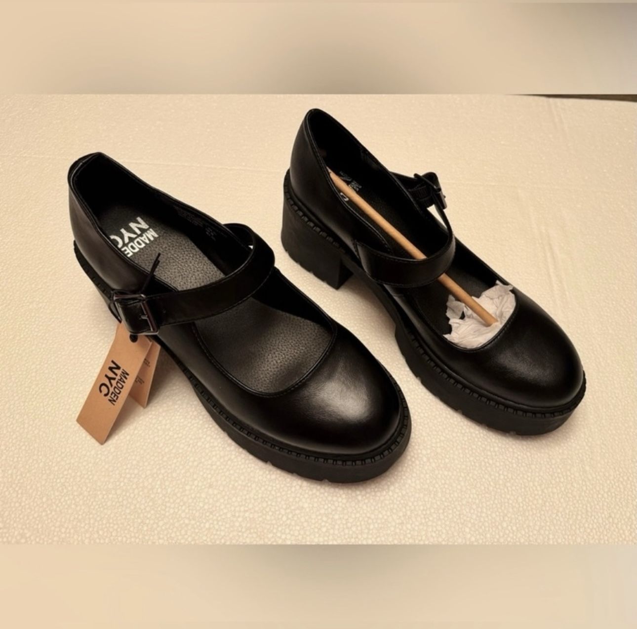 Madden NYC Women's Lug Maryjane Shoes Size 8.5