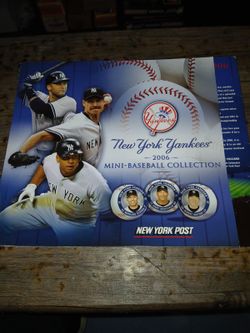 Yankees Mini Baseball Collection 