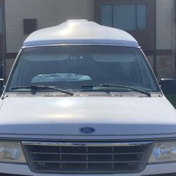 1996 Ford E-150