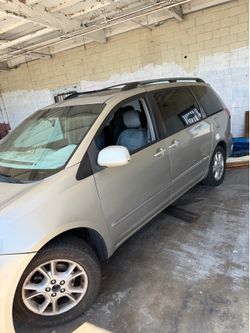 Toyota Sienna parts