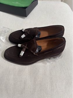 Brand new. Never worn. Sid Mashburn Italian Tassel Loafer Dark Chocolate Suede