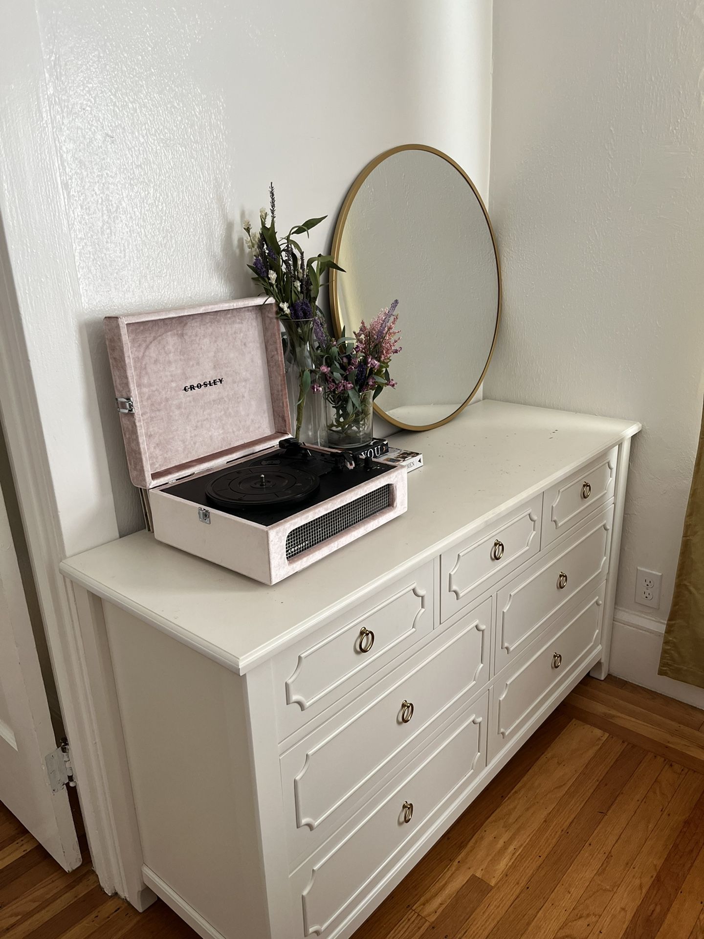 Ava dresser best sale pottery barn