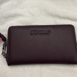 BETSEY JOHNSON WRISTLET WALLET NEW