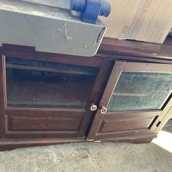 Free Stand Pick Up Only