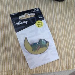 DISNEY NEW Sleeping Stitch on Moon GLOW IN THE DARK PIN Pinback Lilo & Stitch
