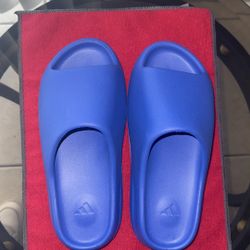 Yeezy Slides Azure