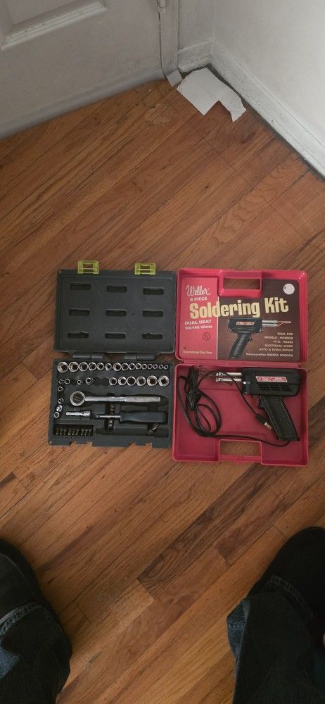 Weller Soldering Kit & Socket Set tool