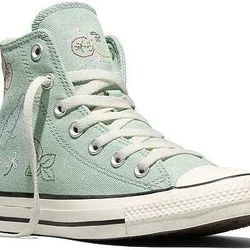 Sizes 6-9.5 Women's 1/2 Sizes Included Converse Hi Top Embroidered Sneakers Brand New