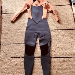 Women’s Size 10 Rip Curl Dawn Patrol Wetsuit
