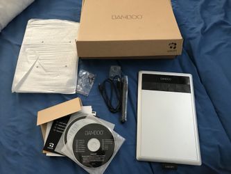 Bamboo graphics tablet CTH-470/S with all accessoriesl