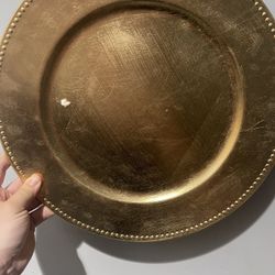 Gold Plastic Plates