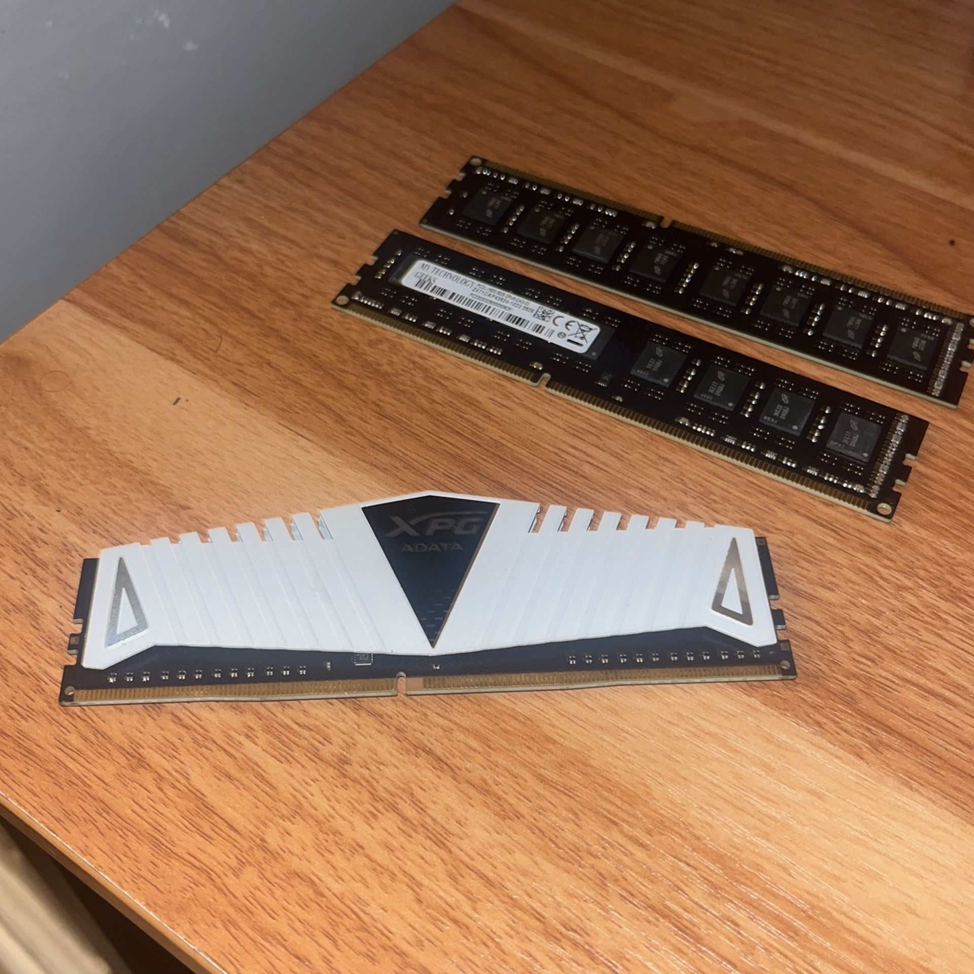 XPG ADATA RAM (16gb)