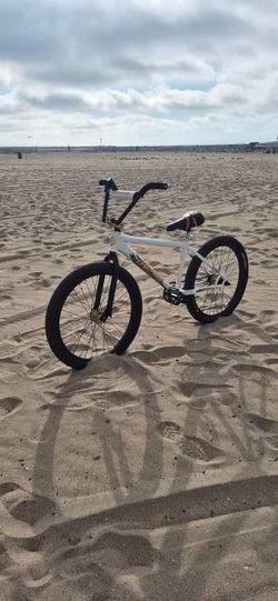 Throne 24 inch fixed gear