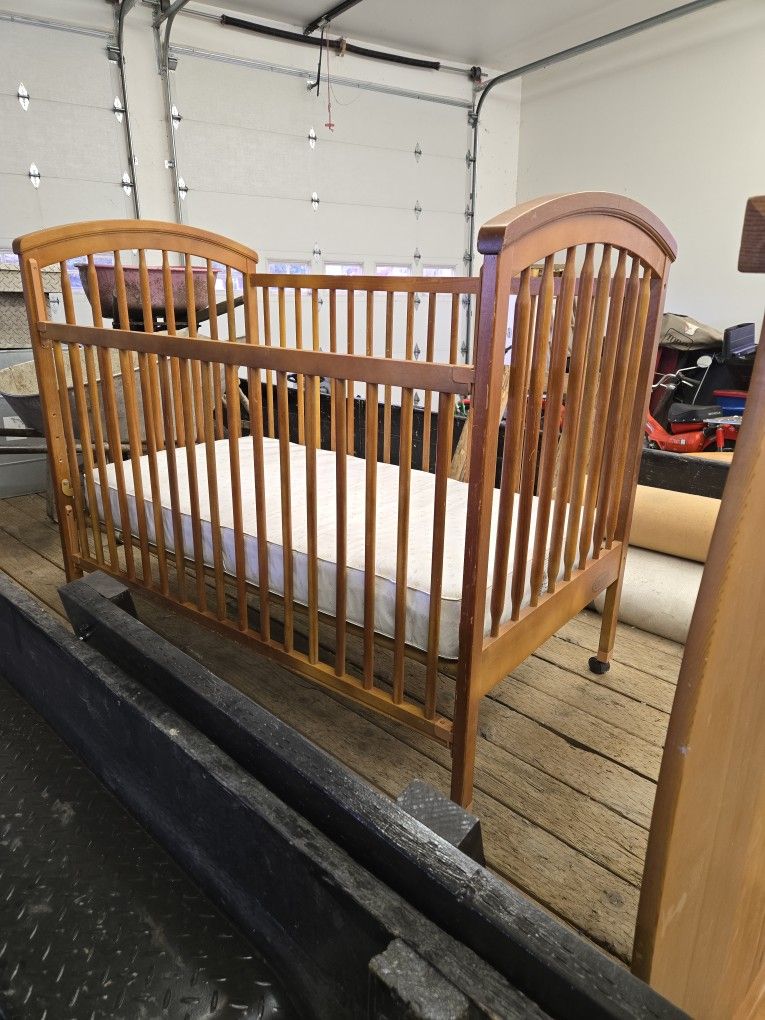 Graco Crib