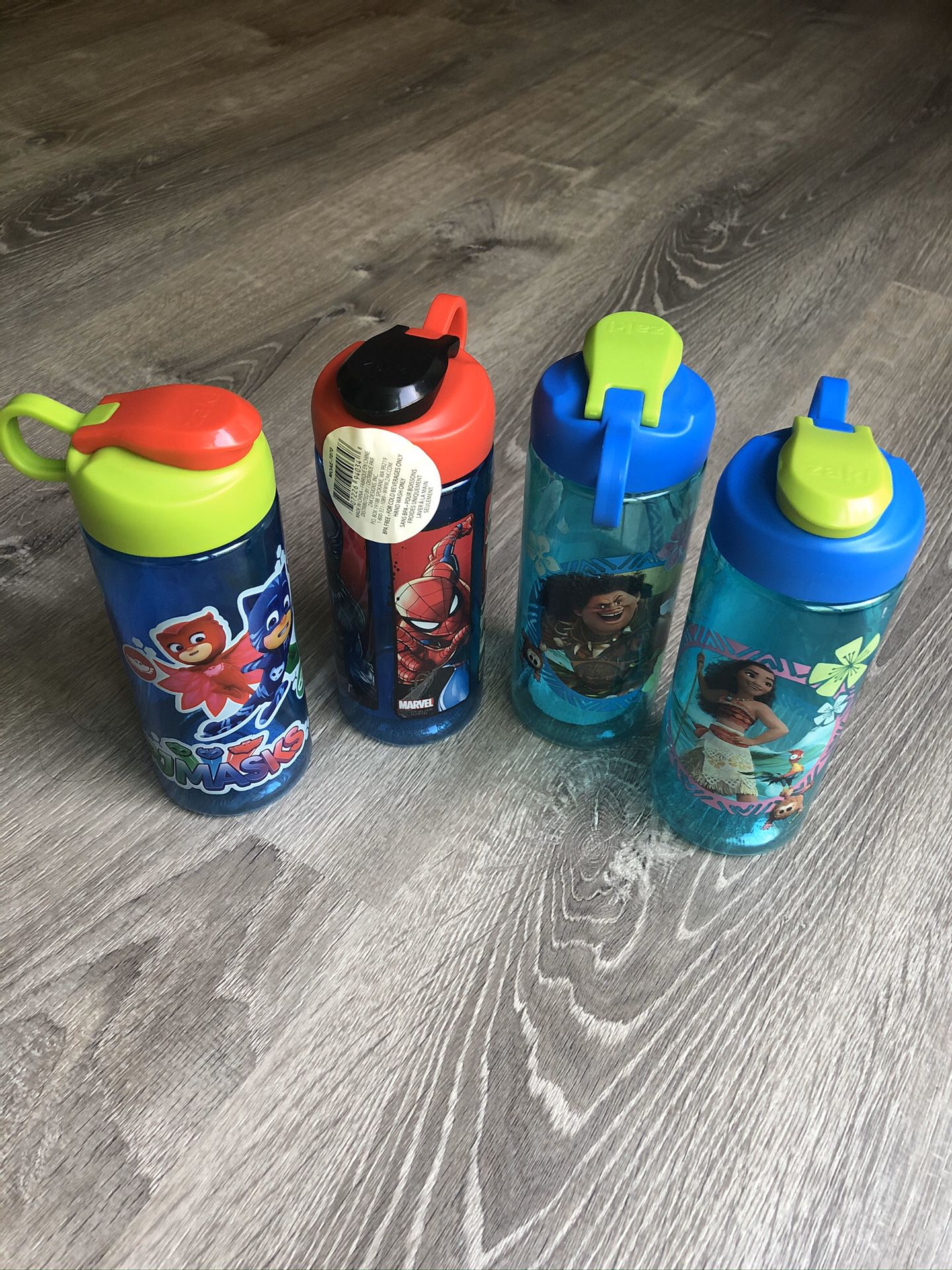 4 pack of kids water bottles 16.5oz