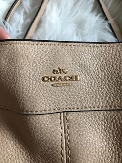 Cream leather coach bag
