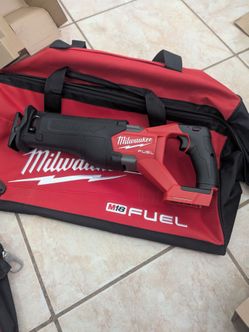 Zoso Nuevo de Pakete. Solo Tool $$240$$ Ofrezcan