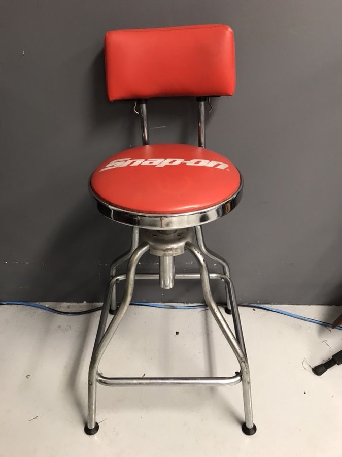 SNAP-ON RACING TOOLS RED LEATHER BAR STOOL RARE GREAT CONDITION! ORIGINAL MSRP $250!!