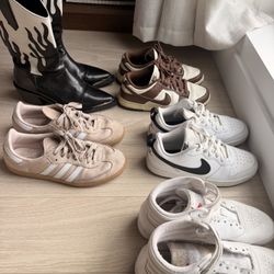 Size 7.5 Shoes (make me an Offer!)