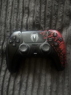 PlayStation 5  Spider-Man 2 controller