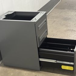 Commercial 3 file cabinets Used for cubicles