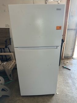 Vissani Refrigerator