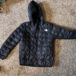 North face Jacket Size 6-7