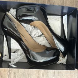 Black Pumps. Size 10