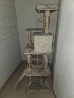 Multi-Level Cat Tree l