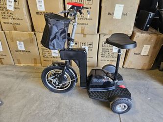 E Wheels trike scooter 36V