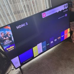 75” LG Smart TV .. Like new 