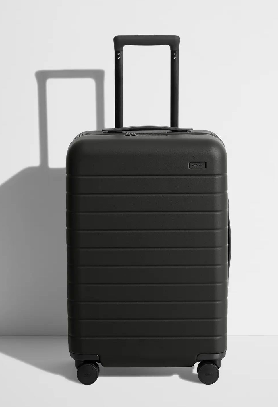 AWAY The BIGGER CARRY-ON (black)