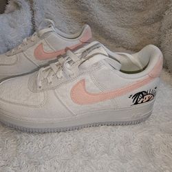 Nike Women's Air Force 1 low Basketball Shoe, Sail/Arctic Orange-black, 8.5