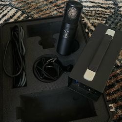 Warm Audio Wa8000