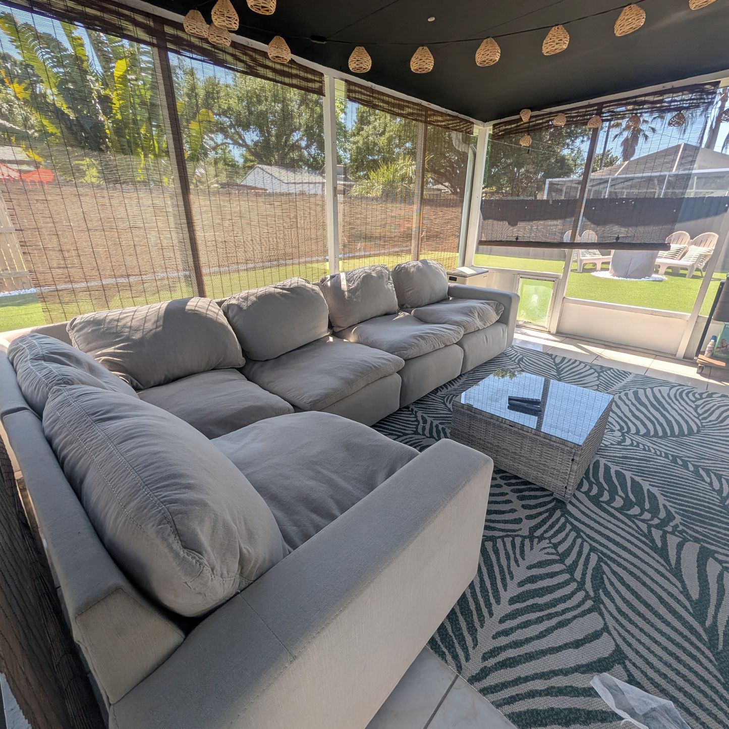 Cloud Couch (Ashley)